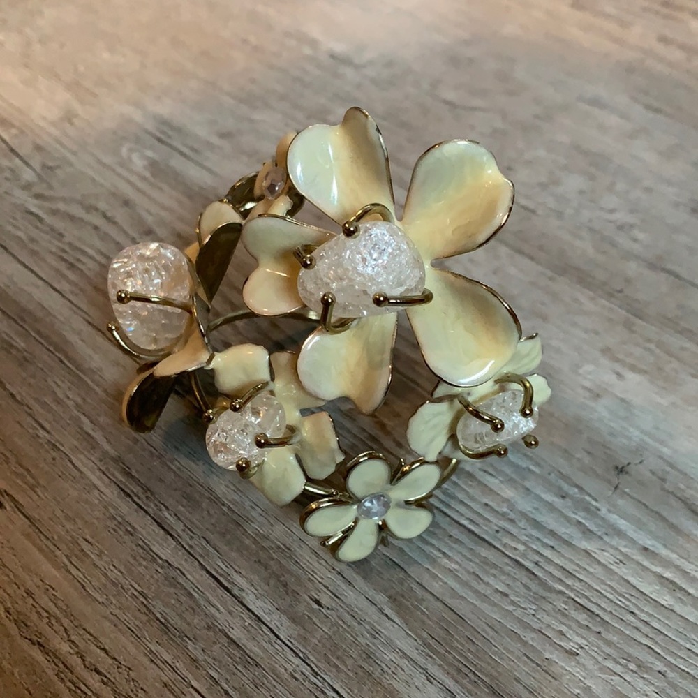 Floral cuff bracelet